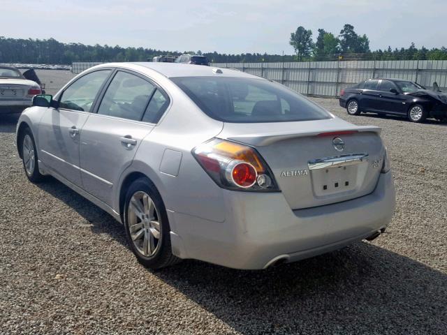 1N4BL2AP4BN450141 - 2011 NISSAN ALTIMA SR SILVER photo 3