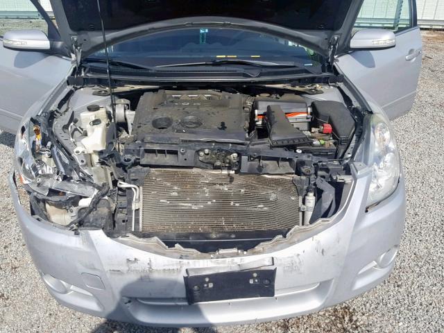 1N4BL2AP4BN450141 - 2011 NISSAN ALTIMA SR SILVER photo 7