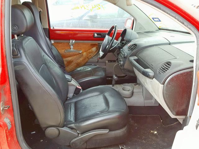 3VWCD31C35M411275 - 2005 VOLKSWAGEN NEW BEETLE Qırmızı foto 5