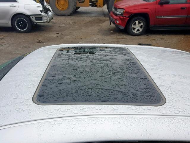 1G1NE52JX16262500 - 2001 CHEVROLET MALIBU LS SILVER photo 9