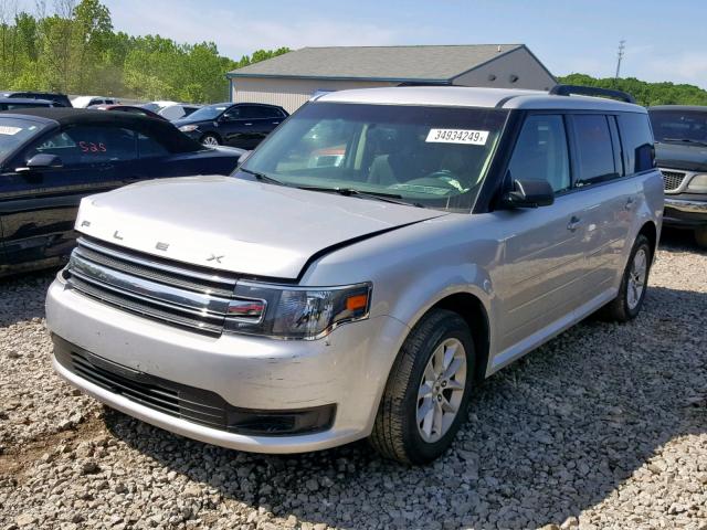 2FMGK5B8XFBA02673 - 2015 FORD FLEX SE SILVER photo 2