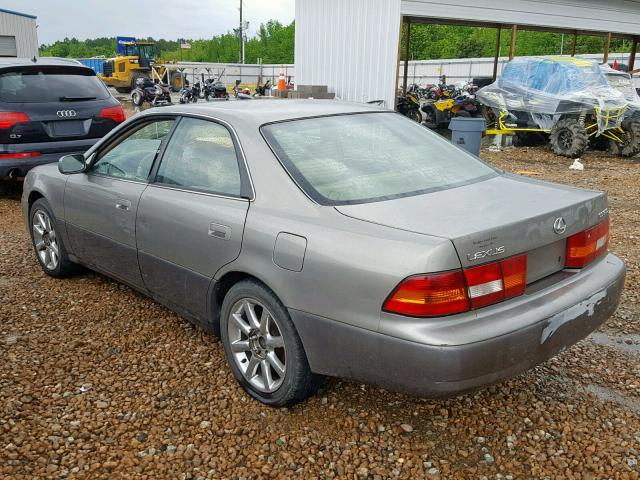 JT8BF28G0W5021946 - 1998 LEXUS ES 300 BEIGE photo 3