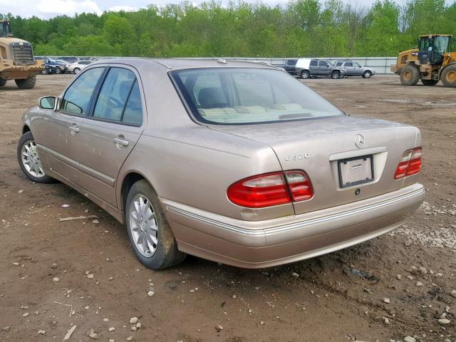 WDBJF65J11B330449 - 2001 MERCEDES-BENZ E 320 GOLD photo 3