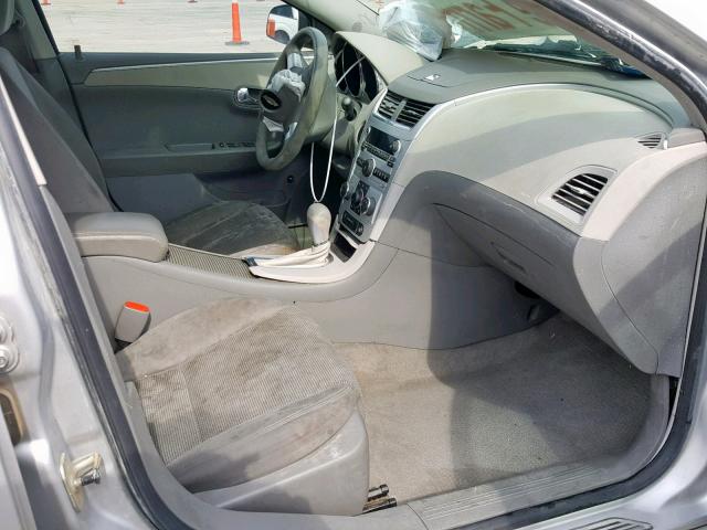 1G1ZG57B79F196321 - 2009 CHEVROLET MALIBU LS SILVER photo 5