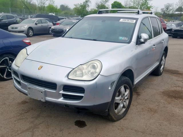 WP1AB29P54LA76312 - 2004 PORSCHE CAYENNE S SILVER photo 2