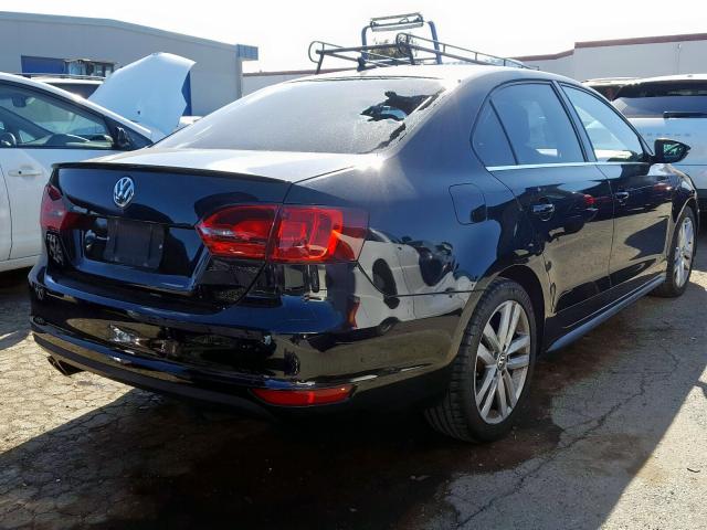 3VW4A7AJ3DM260634 - 2013 VOLKSWAGEN JETTA GLI  photo 4