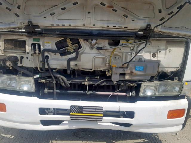 JNALC80H77AK60217 - 2007 NISSAN DIESEL UD2300 WHITE photo 7