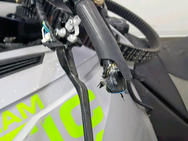 4UF18SNW9JT115775 - 2018 ARCT ZR 6000 GRAY photo 17