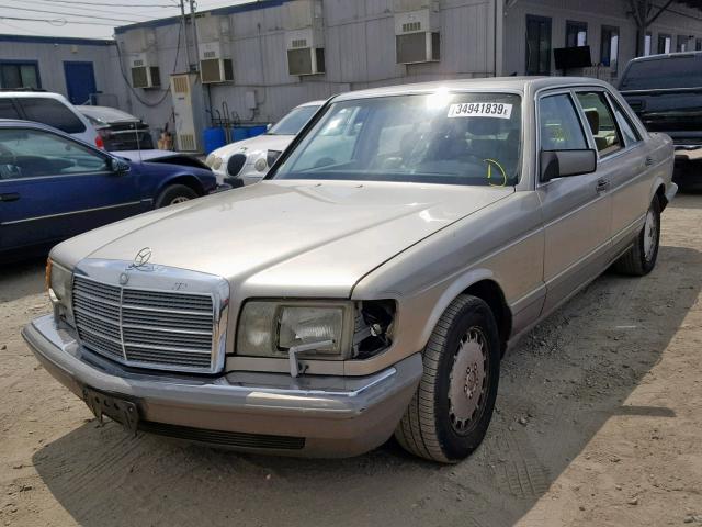 WDBCA35E3MA605791 - 1991 MERCEDES-BENZ 420 SEL GOLD photo 2