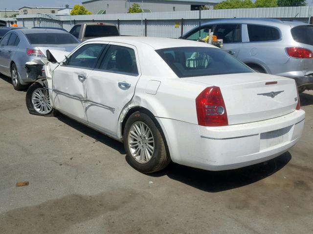 2C3CA4CD6AH191313 - 2010 CHRYSLER 300 TOURIN WHITE photo 3