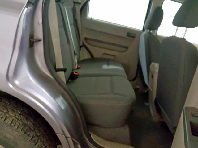 1FMCU02Z48KA05632 - 2008 FORD ESCAPE XLS GRAY photo 6