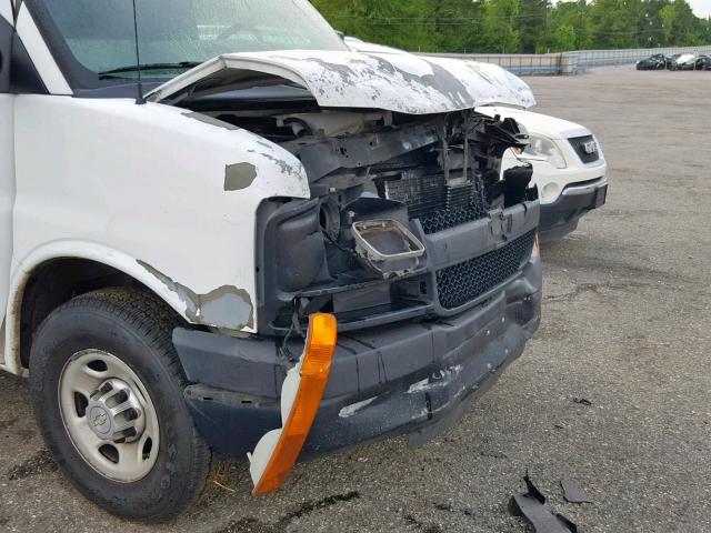 1GCZGGAA9A1117476 - 2010 CHEVROLET EXPRESS G2 WHITE photo 9