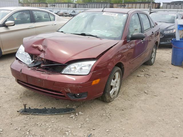 1FAHP34N66W121665 - 2006 FORD FOCUS ZX4 MAROON photo 2