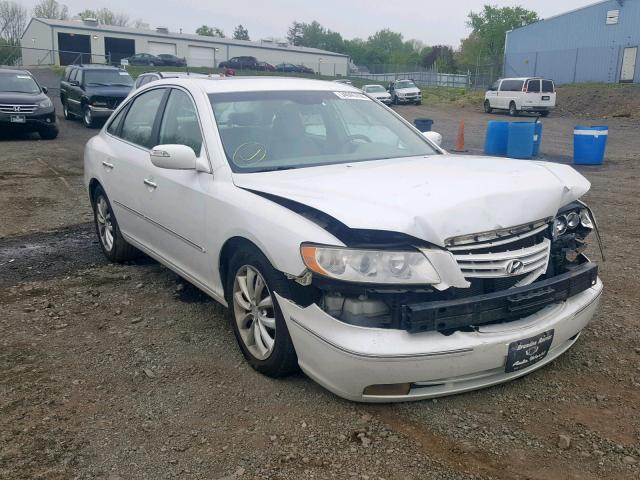 KMHFC46F28A258140 - 2008 HYUNDAI AZERA SE WHITE photo 1