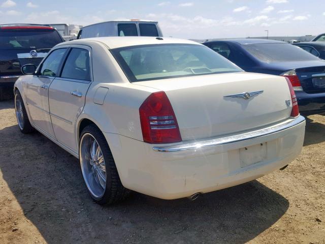 2C3KA63H57H627149 - 2007 CHRYSLER 300C CREAM photo 3