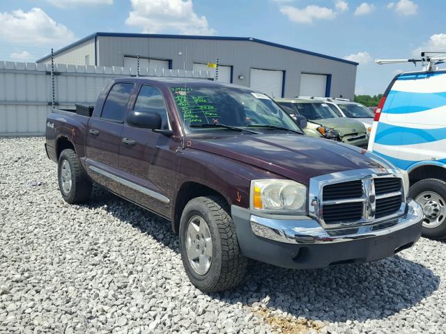 1D7HW58N55S263052 - 2005 DODGE DAKOTA QUA BROWN photo 1