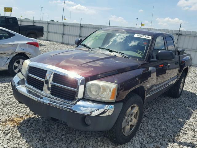 1D7HW58N55S263052 - 2005 DODGE DAKOTA QUA BROWN photo 2