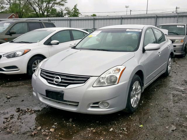 1N4AL2AP8CC185748 - 2012 NISSAN ALTIMA BAS SILVER photo 2