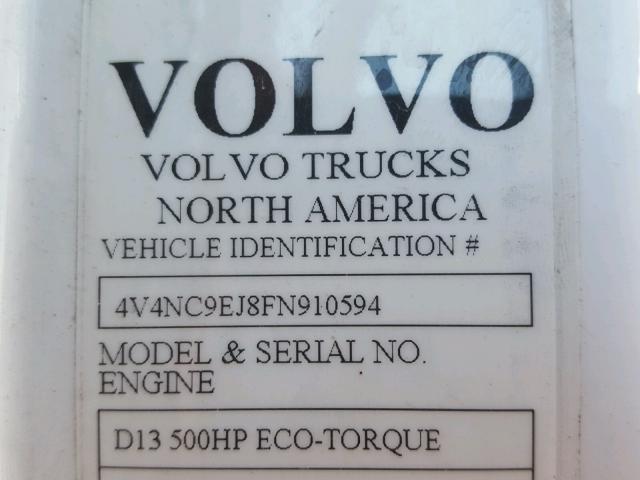 4V4NC9EJ8FN910594 - 2015 VOLVO VN VNL WHITE photo 10