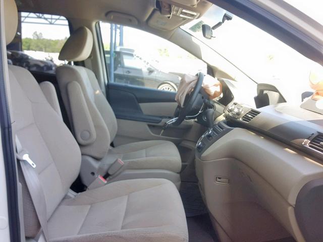 5FNRL5H29HB002764 - 2017 HONDA ODYSSEY LX WHITE photo 5