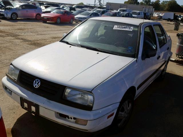 3VWRB81H6TM128097 - 1996 VOLKSWAGEN JETTA GL WHITE photo 2