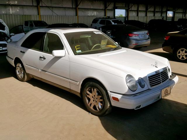 WDBJF65F4WA505978 - 1998 MERCEDES-BENZ E 320 WHITE photo 1