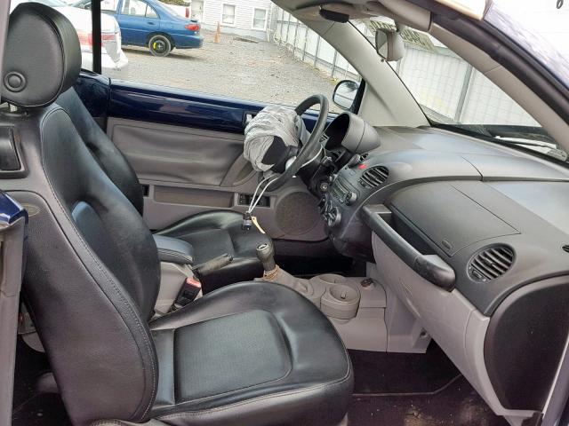 3VWBM31Y75M302860 - 2005 VOLKSWAGEN NEW BEETLE ლურჯი ფოტო 5