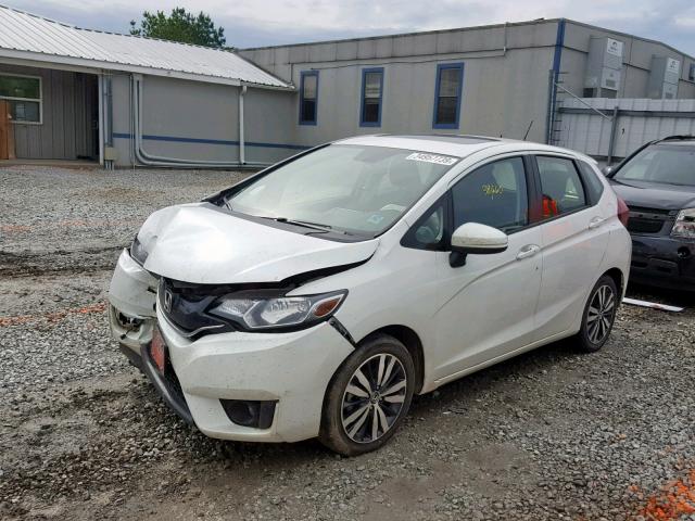 JHMGK5H78HS009115 - 2017 HONDA FIT EX WHITE photo 2