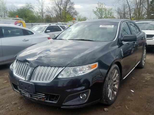 1LNHM94R59G620475 - 2009 LINCOLN MKS BLACK photo 2