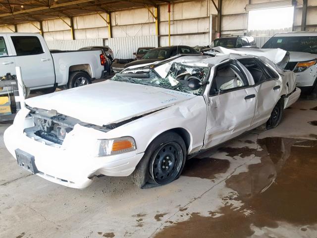 2FAHP71VX8X136799 - 2008 FORD CROWN VICT WHITE photo 2