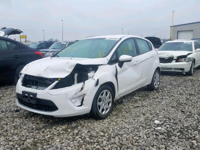 3FADP4TJXDM215323 - 2013 FORD FIESTA S WHITE photo 2