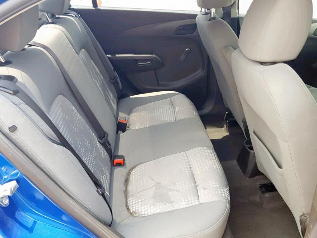 1G1JB5SH0J4124013 - 2018 CHEVROLET SONIC LS BLUE photo 6