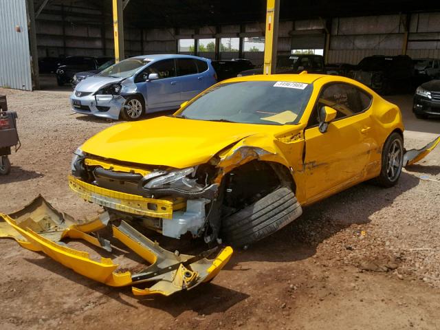 JF1ZNAA11F9706488 - 2015 TOYOTA SCION FR-S YELLOW photo 2
