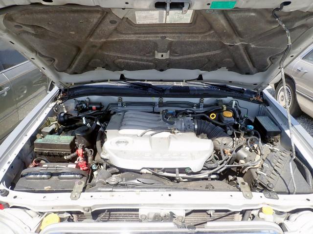 JN8DR09X82W652148 - 2002 NISSAN PATHFINDER SILVER photo 7