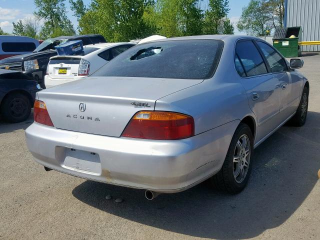 19UUA5665YA006830 - 2000 ACURA 3.2TL SILVER photo 4