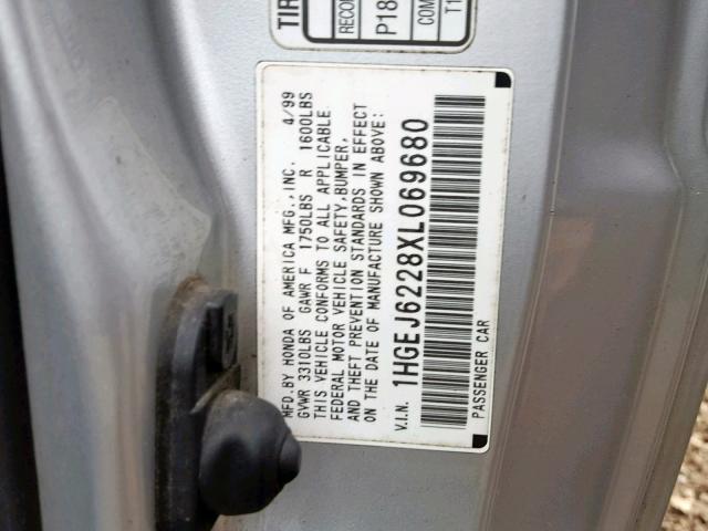 1HGEJ6228XL069680 - 1999 HONDA CIVIC DX SILVER photo 10