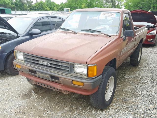 JT4RN50R1H0234616 - 1987 TOYOTA PICKUP 1/2 BROWN photo 2