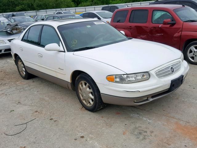 2G4WF5519Y1129728 - 2000 BUICK REGAL GS WHITE photo 1