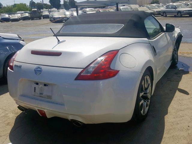 JN1AZ4FH3EM620603 - 2014 NISSAN 370Z BASE WHITE photo 4