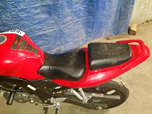 JS1VP53A962101015 - 2006 SUZUKI SV650 RED photo 6