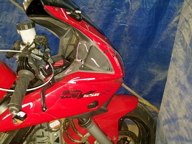 JS1VP53A962101015 - 2006 SUZUKI SV650 RED photo 9