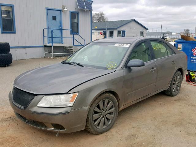 5NPEU46F59H513435 - 2009 HYUNDAI SONATA SE GRAY photo 2