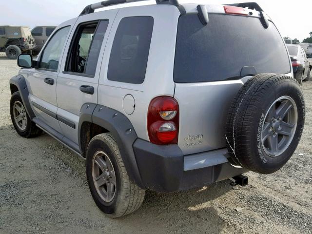 1J4GL38K06W101522 - 2006 JEEP LIBERTY RE SILVER photo 3