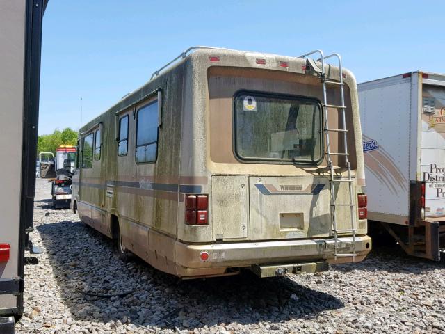 1GBKP37W2K3301908 - 1989 WINNEBAGO CHIEFTAIN BEIGE photo 3