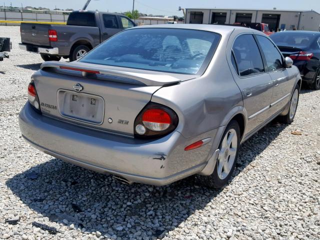 JN1CA31D31T838877 - 2001 NISSAN MAXIMA GXE SILVER photo 4