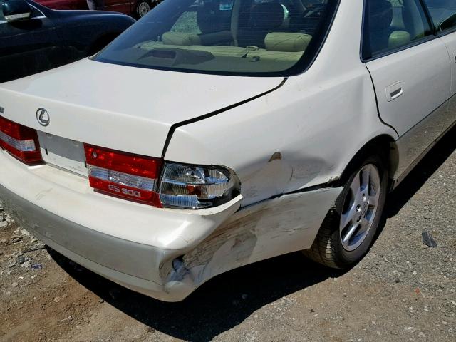 JT8BF28G3Y0274551 - 2000 LEXUS ES 300 WHITE photo 9