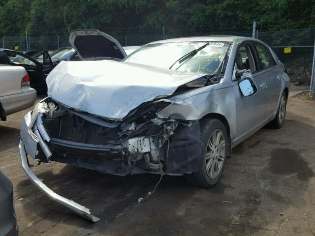 4T1BK36BX5U010253 - 2005 TOYOTA AVALON XL SILVER photo 2