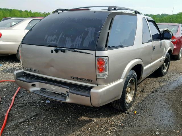 1GNCS18W32K188629 - 2002 CHEVROLET BLAZER BLUE photo 4