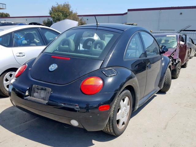 3VWCD21C3YM428396 - 2000 VOLKSWAGEN NEW BEETLE Grau Foto 4