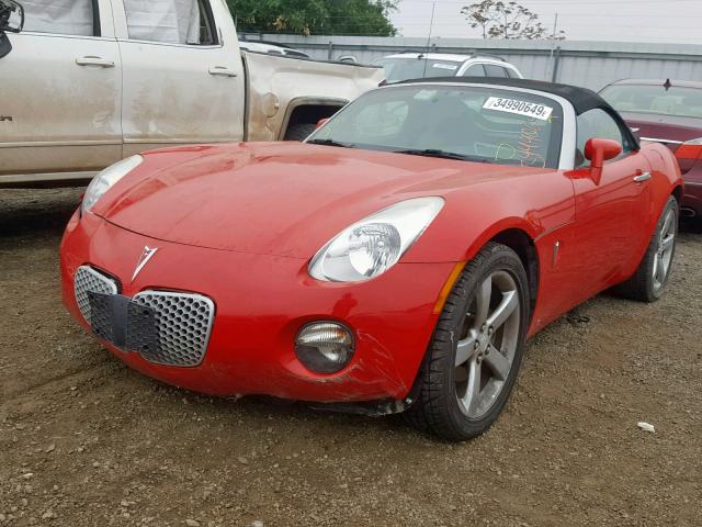 1G2MB35B56Y119555 - 2006 PONTIAC SOLSTICE RED photo 2